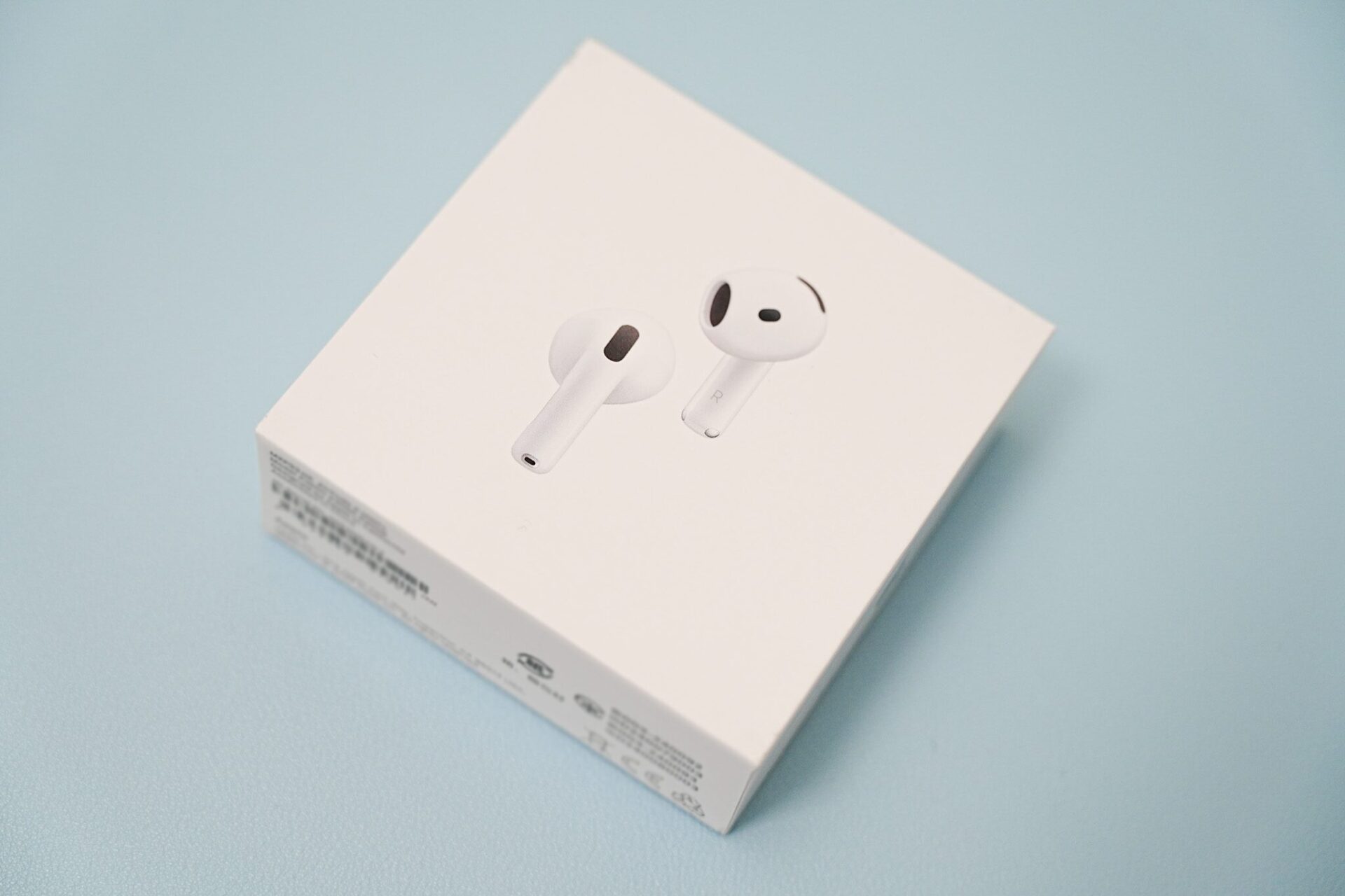 Airpods4レビュー。AirpodsPro2と何が違い、どちらを買うべきか