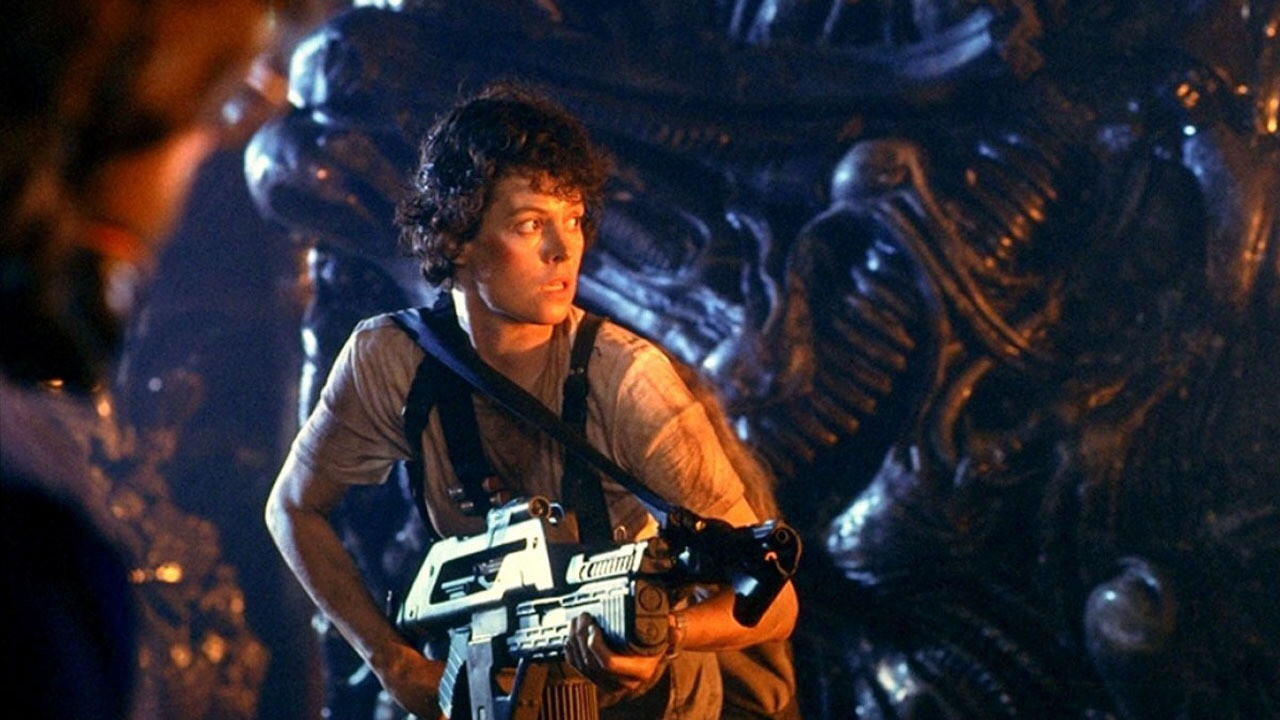 Aliens Movie Review and Analysis — The Metaplex